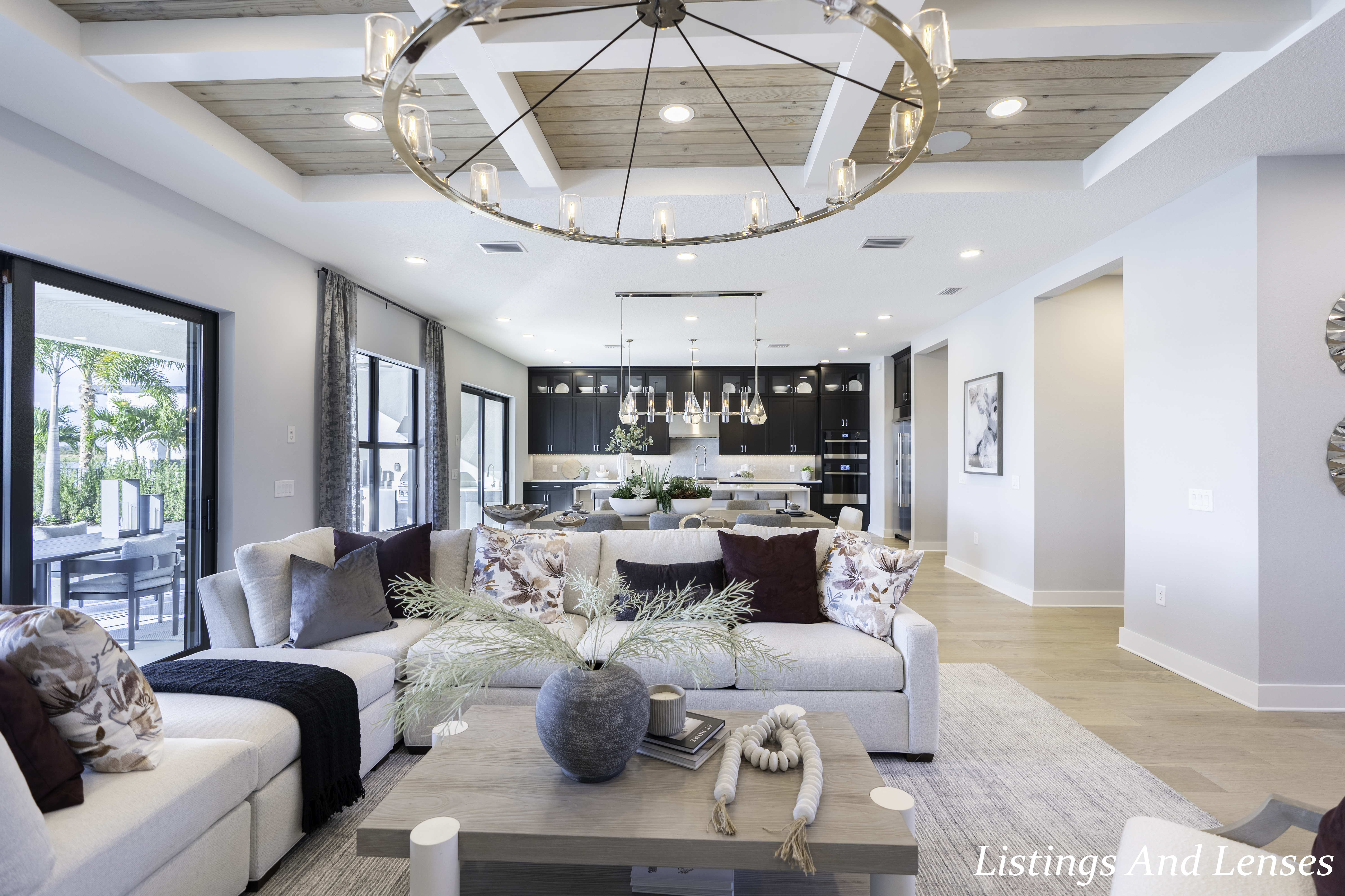 Grand living room
